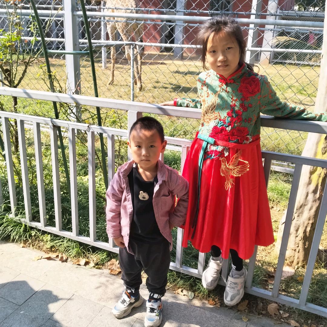 小婉婉(*˘︶˘*).。.:*♡