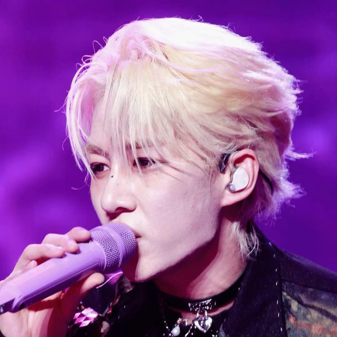 爱吃汉堡的多多🍔（被卓沅点赞版）