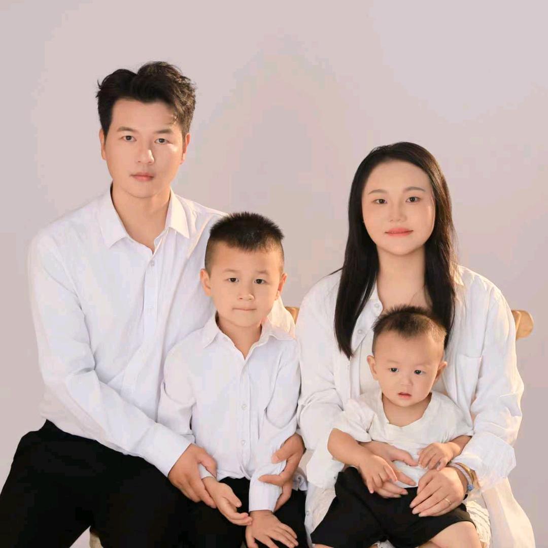 跳科目三被打