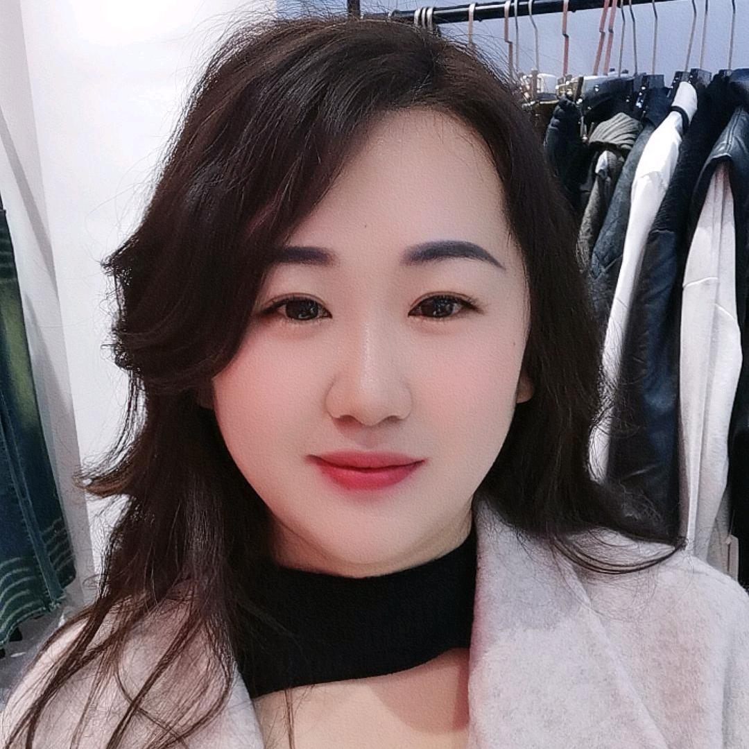 杨群婵（招摄影）