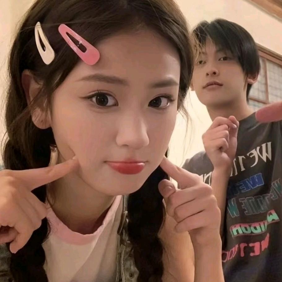 绪稚.头像