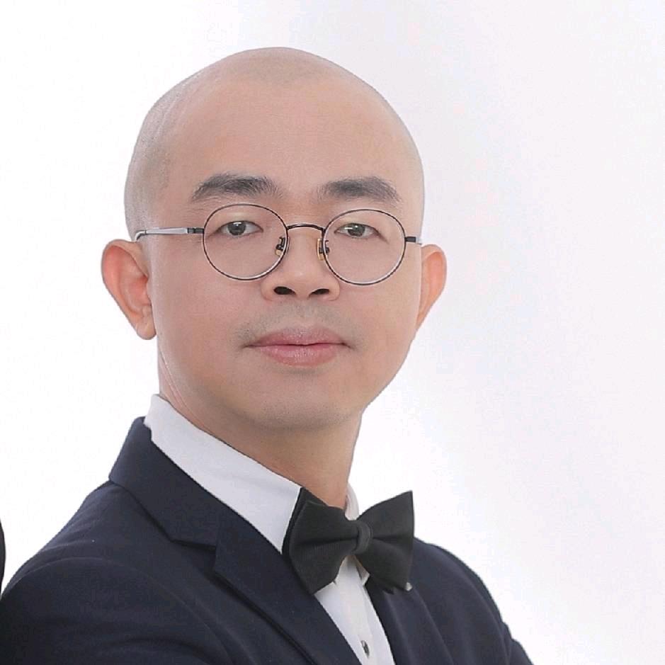 超越哥，手机批发