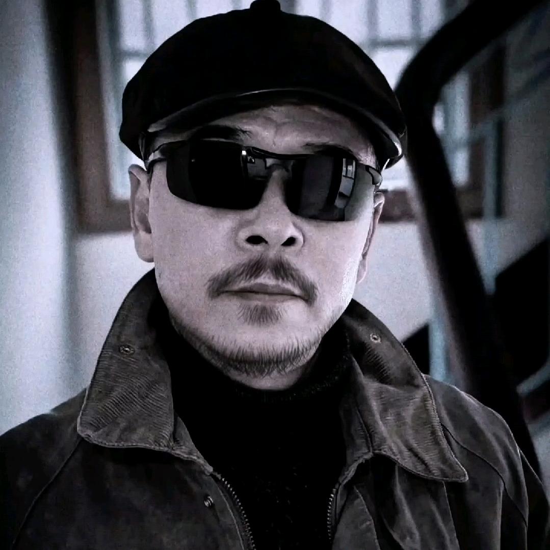 《秋日私语》