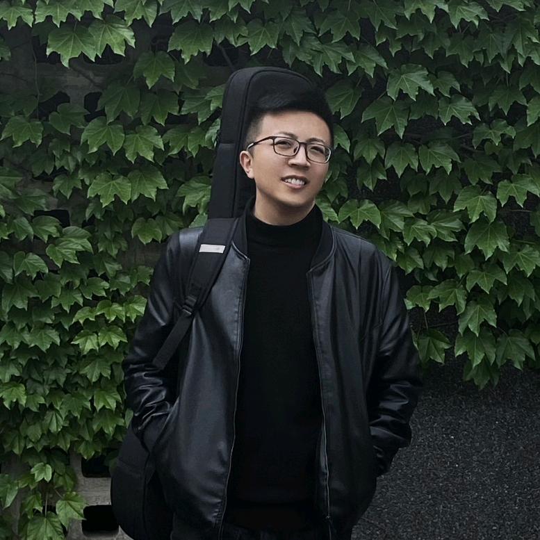 成都游玩地陪向导齐齐