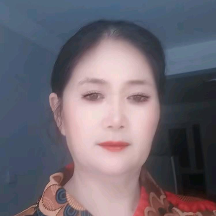 梅姐，早810开播