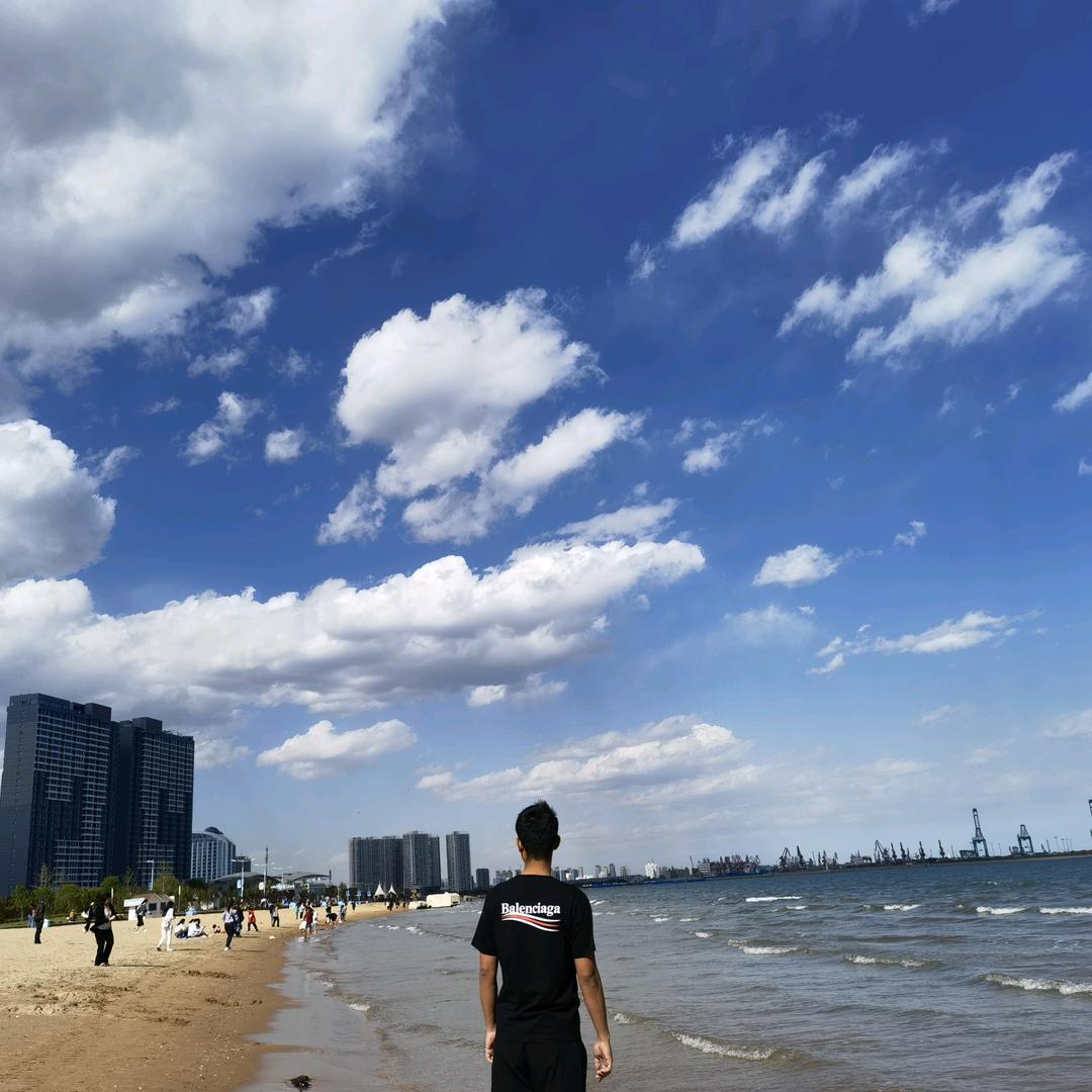 一杯美式咖啡☕