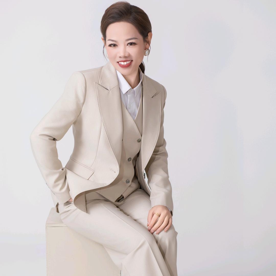 主持人 香香