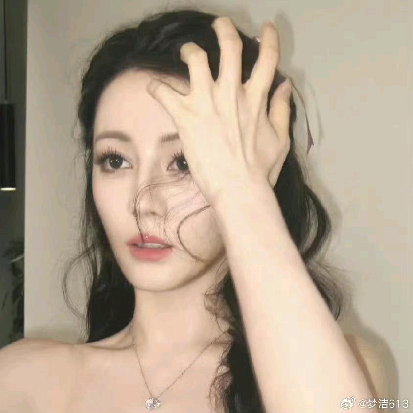 发癫的元音字母