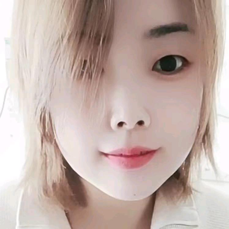 艳霞美发店，服装百货