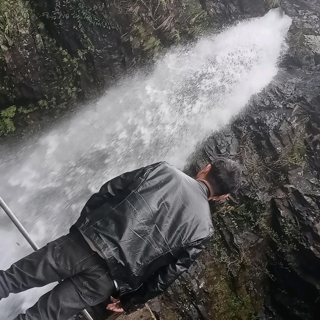 望仙谷卖水哥