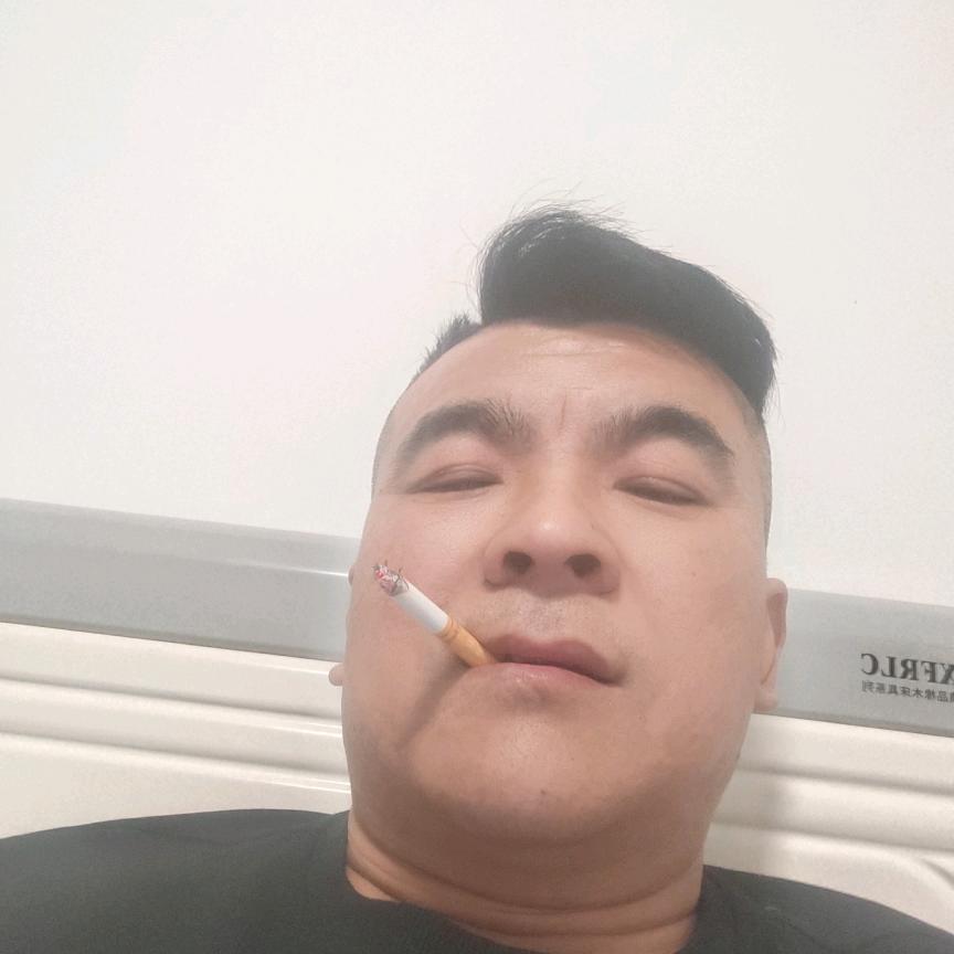 谈论人生滕州专业铺贴瓷砖团队