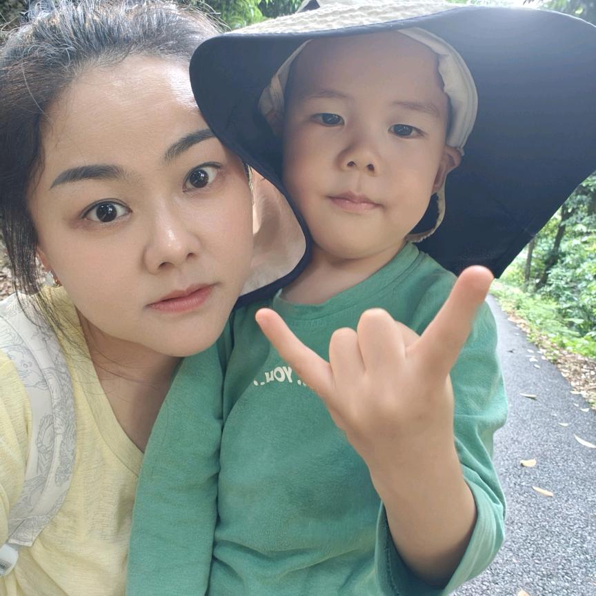单亲妈妈橘妹儿