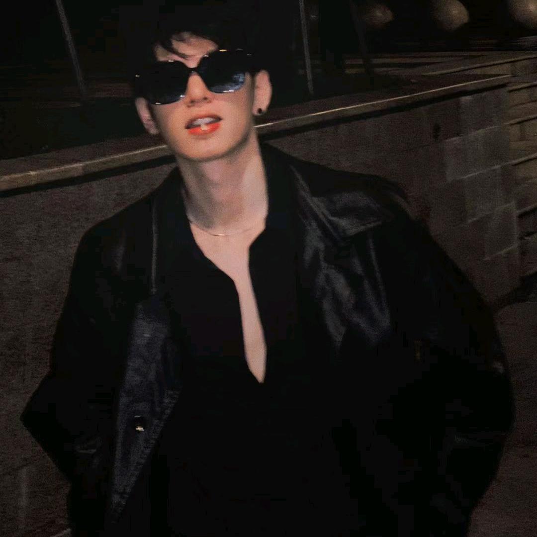 给你饭里下泻药