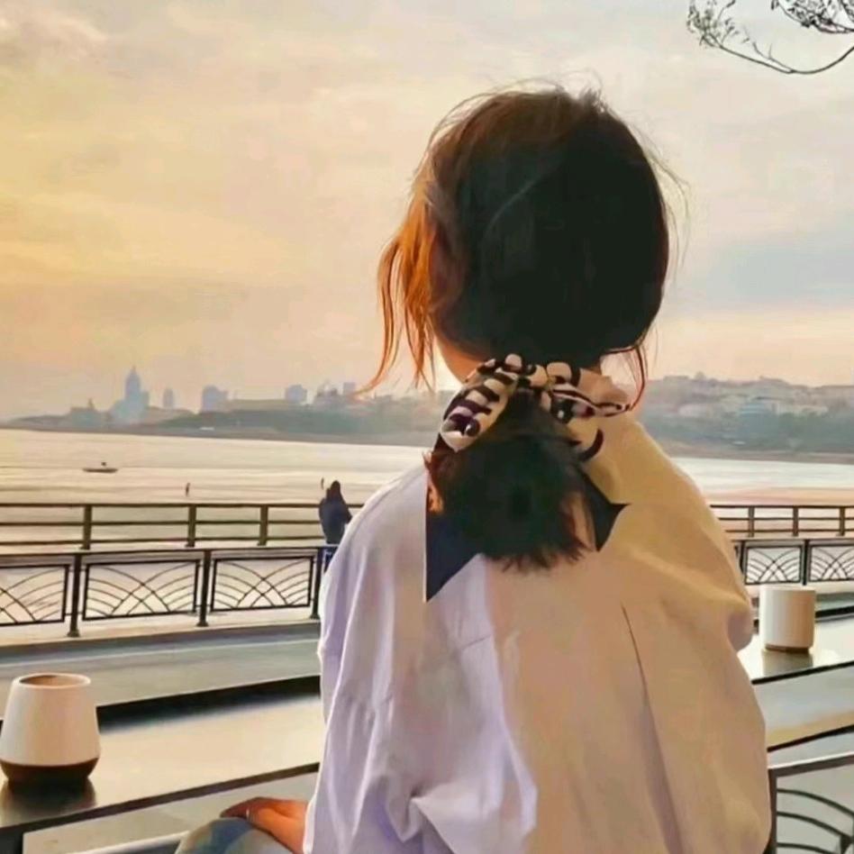 橘子在发光
