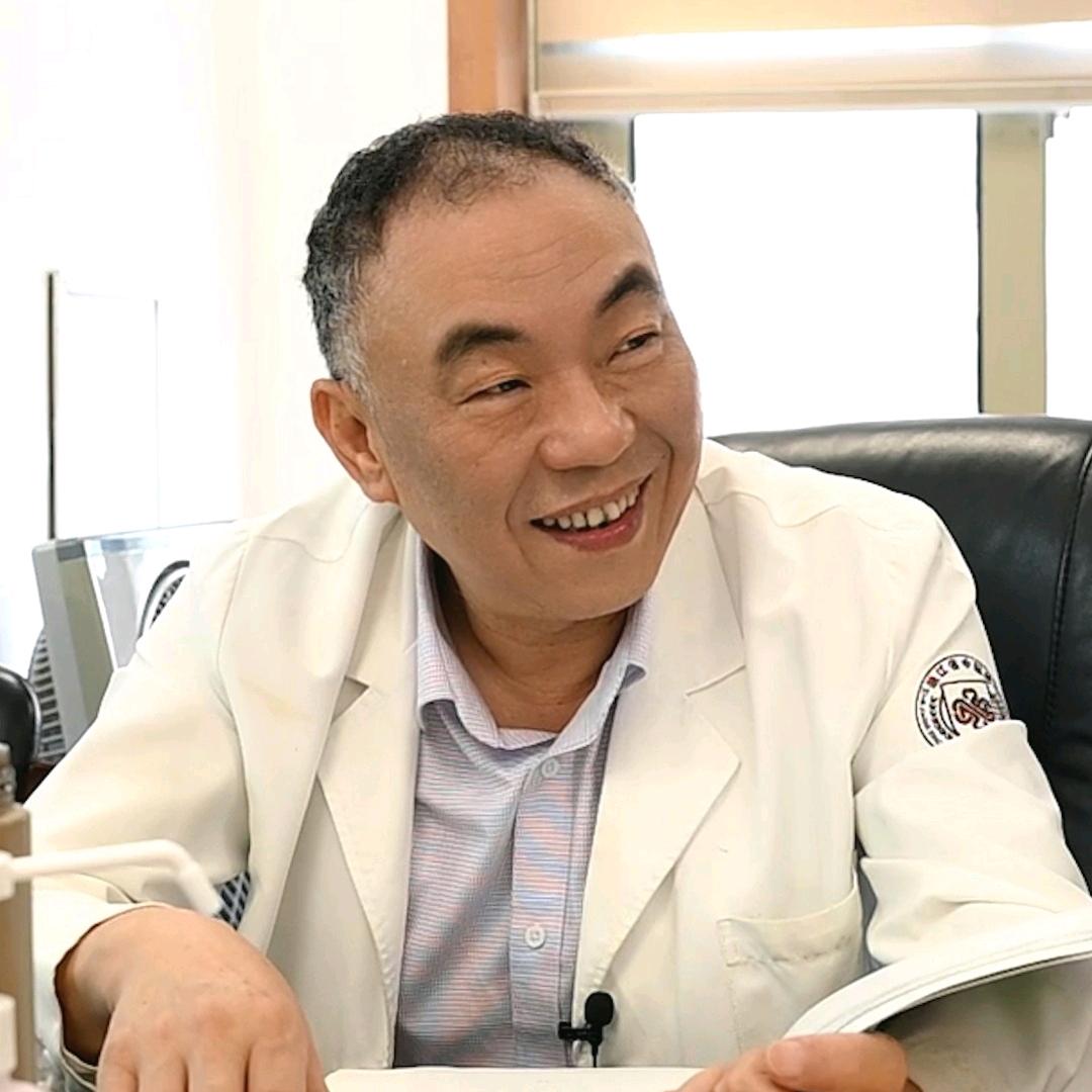 中医脑瘤黄李法教授