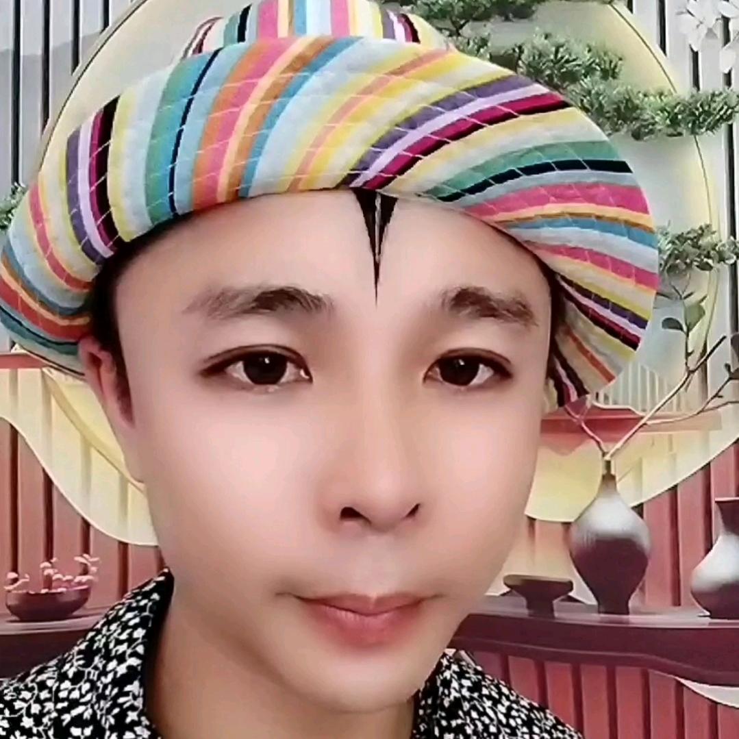 周伴仙才艺主播