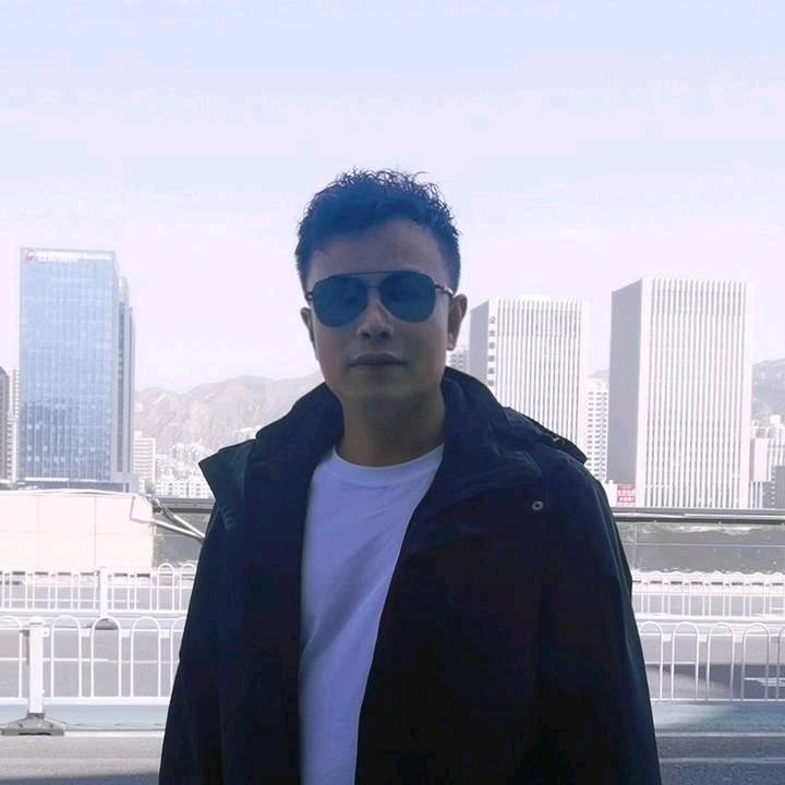 罗万三