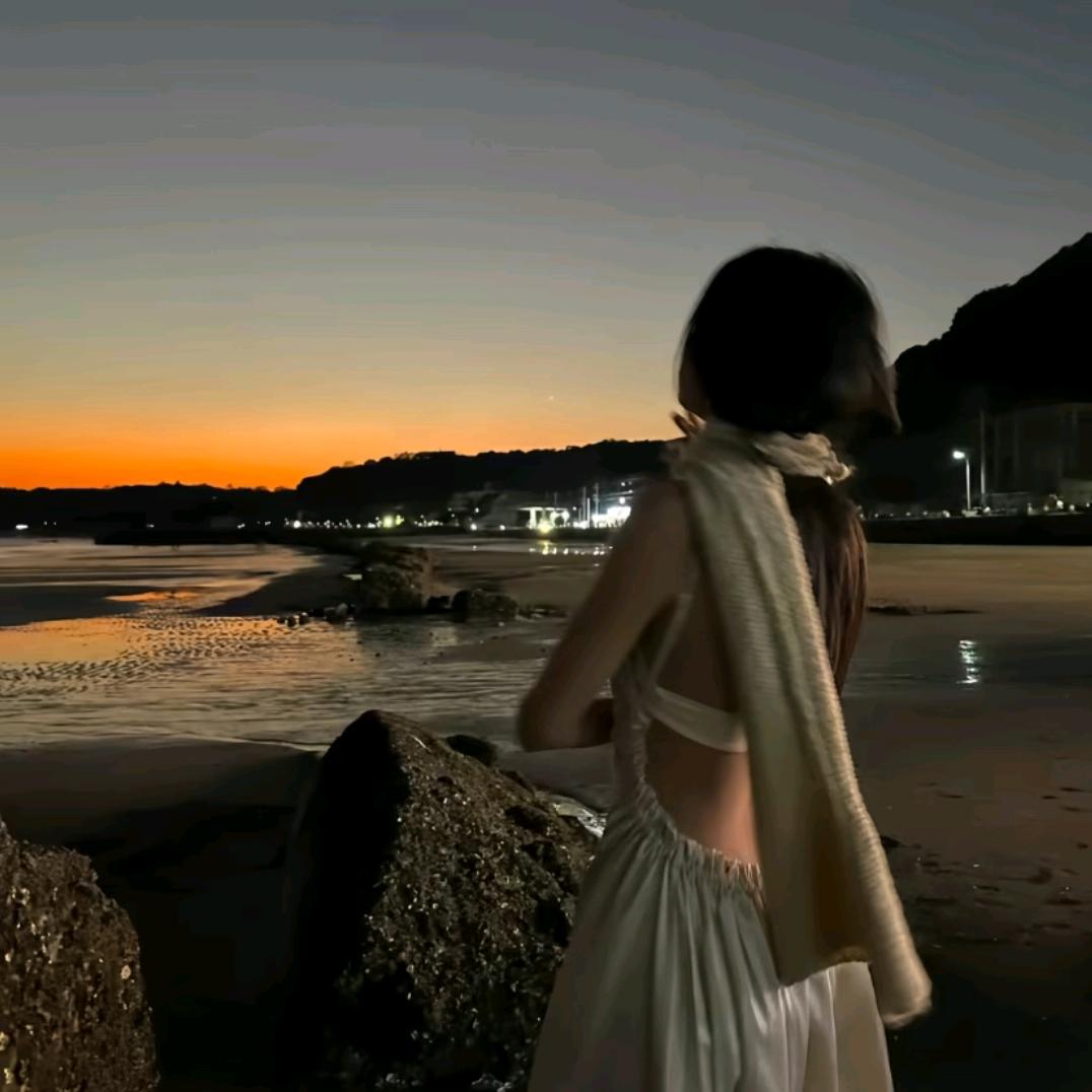 睡大觉.