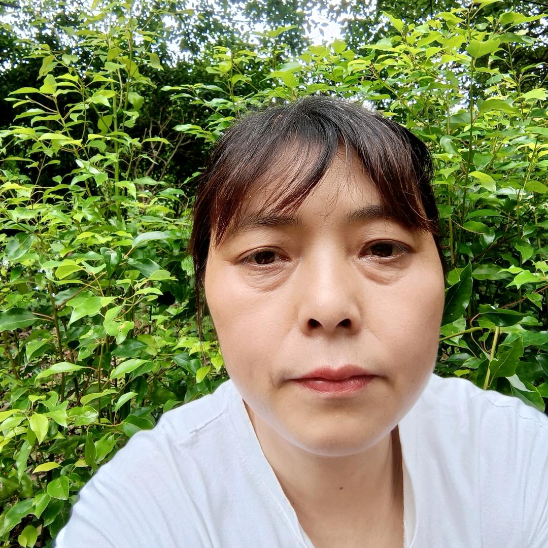 溪溪