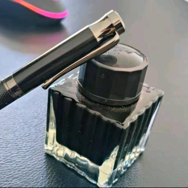 墨染苍穹