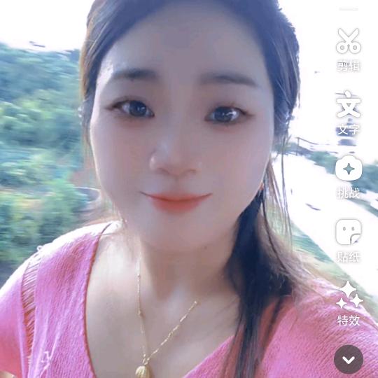 小妞