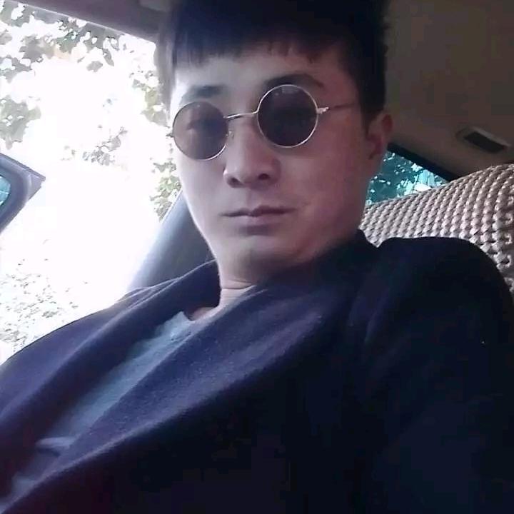 李  公  子