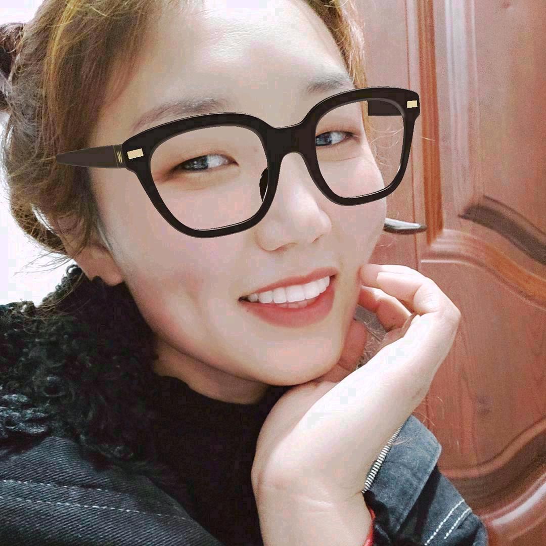 努力总会发光✨