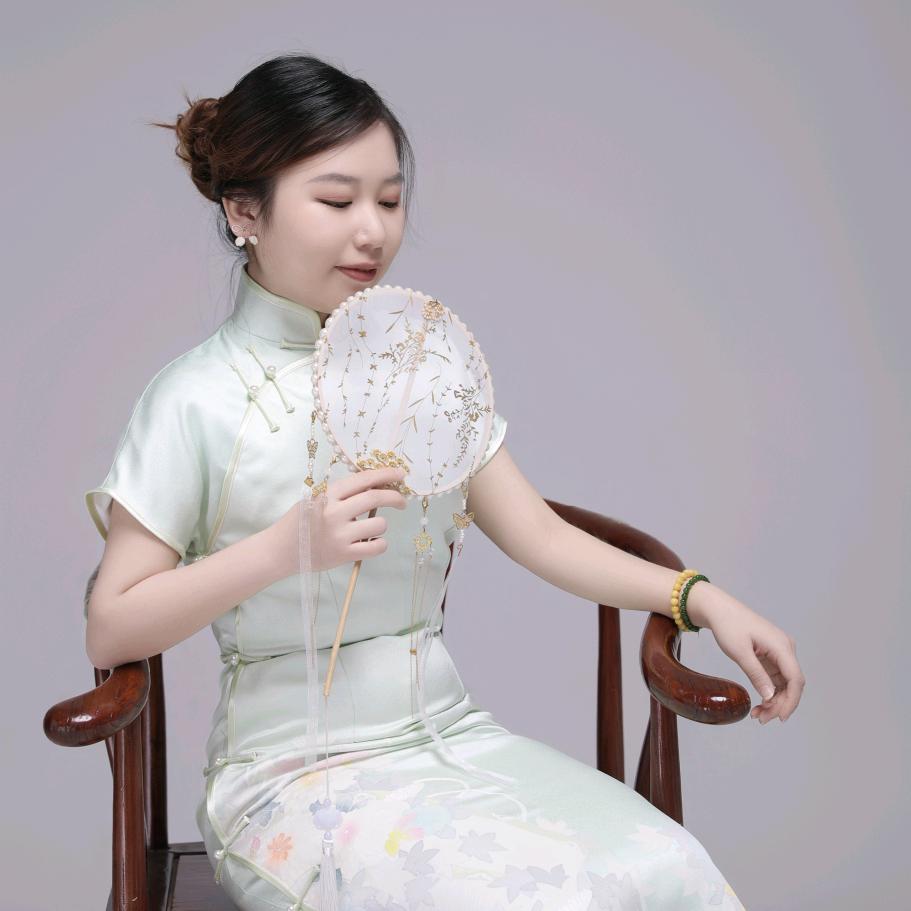 辰懿（哈尔滨清雅旗袍）