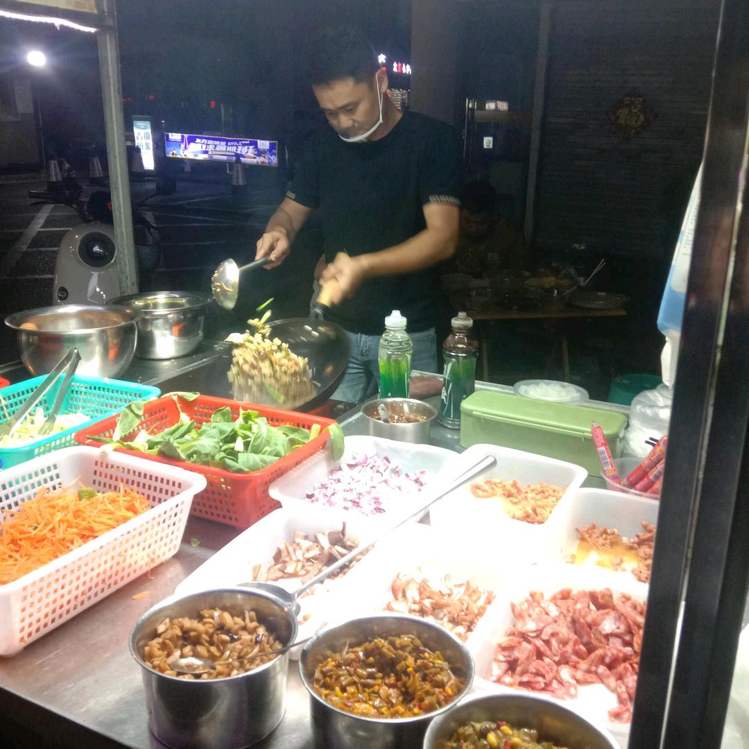 潘师傅炒饭vs酸菜鱼