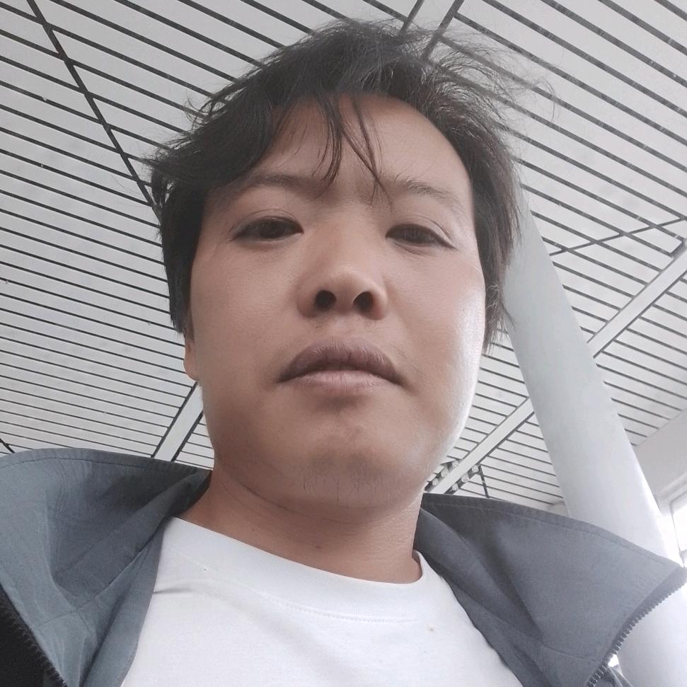 小黑哥，潘胜