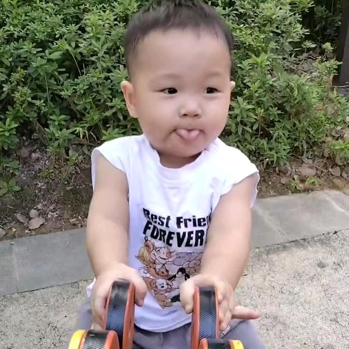 奕奕百货