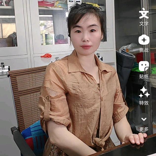 军军吖
