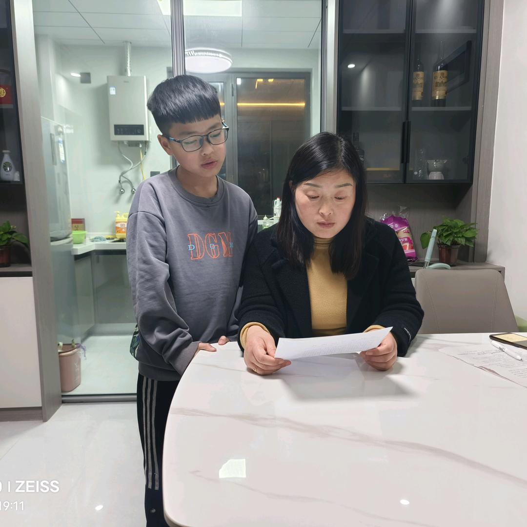 骑着单车逛酒吧！