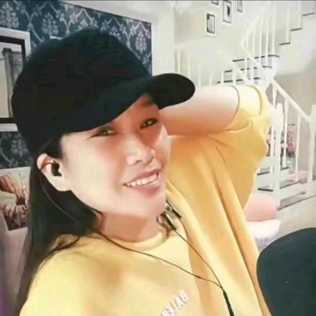单亲妈妈小辣椒