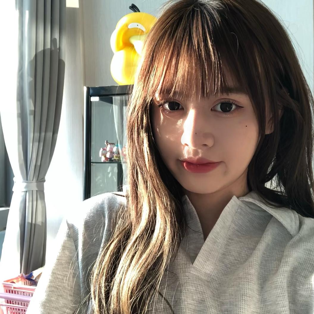 Me_H.（见过鹿晗三次且对视版）**