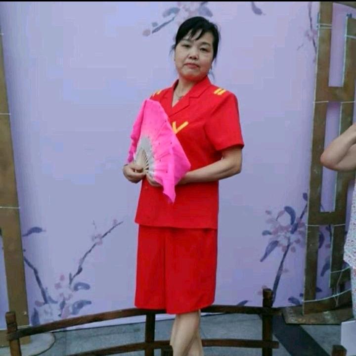 戴华