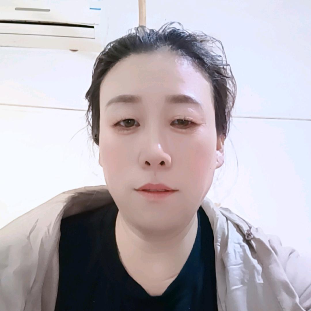 风中的蝴蝶