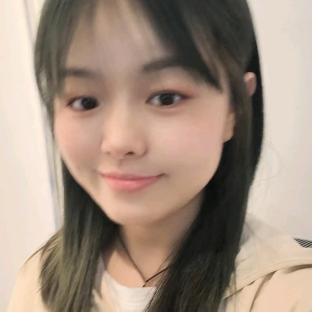 李 四🤓