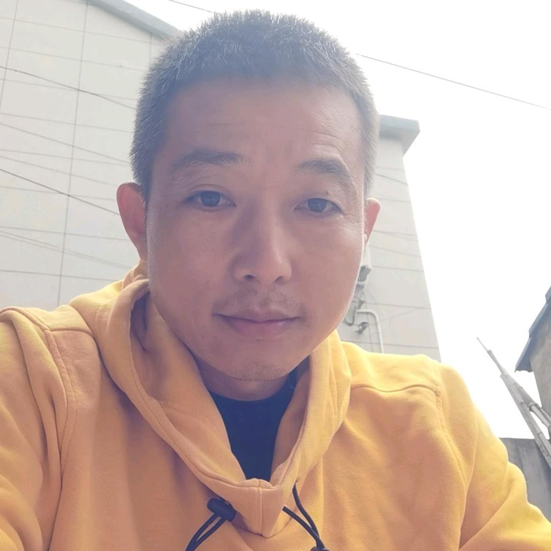土家小哥阿伟