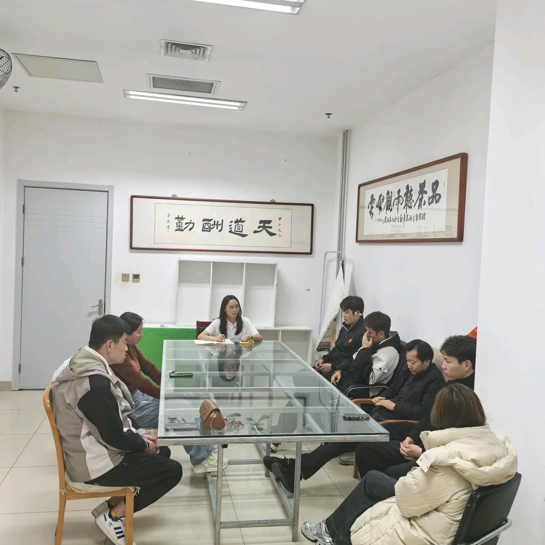 灵武游泳馆 恐水老板娘