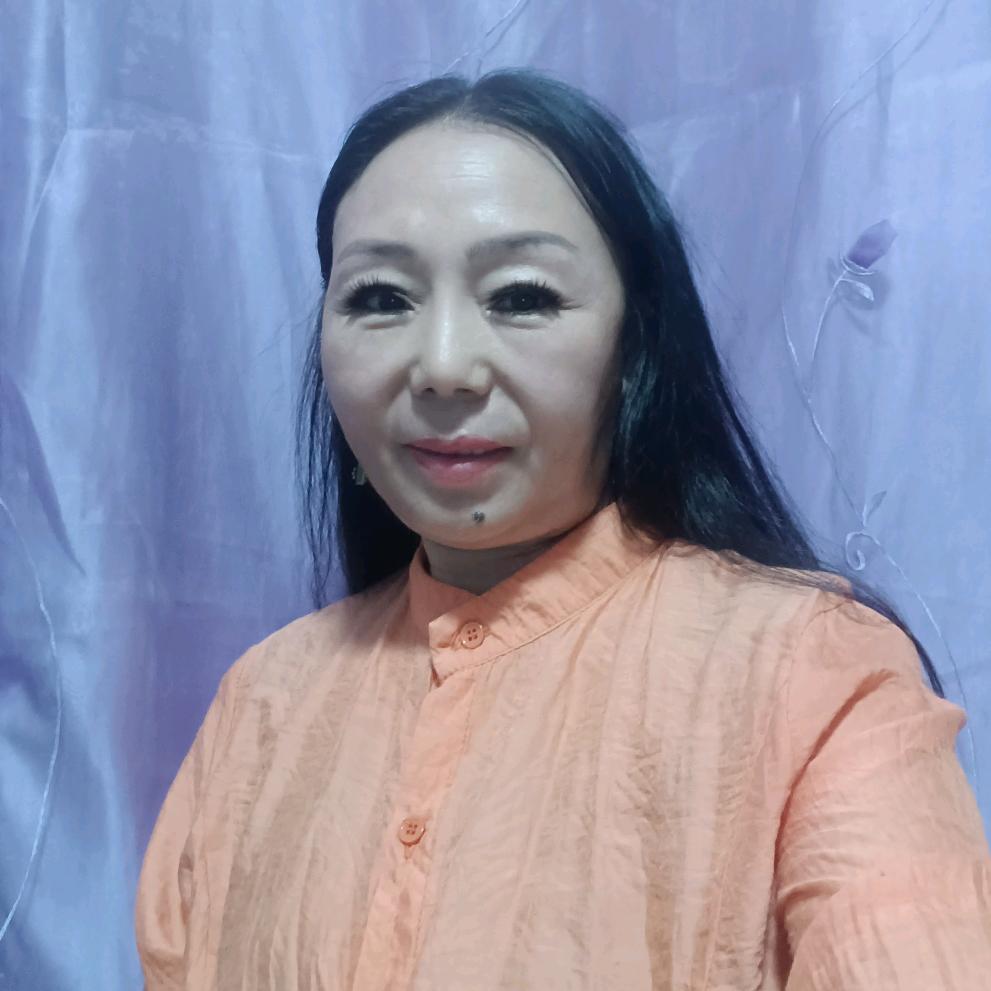 紫萝兰（东方药林魔术丝头皮抗衰管理师）