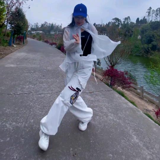 自然枫～爱好曳舞