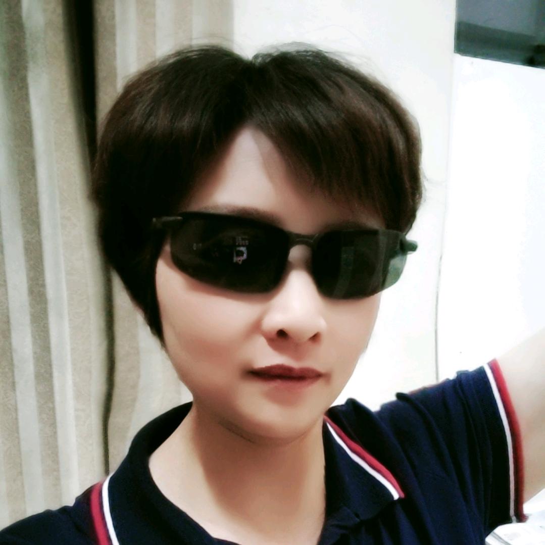 醉看红尘笑一笑💐