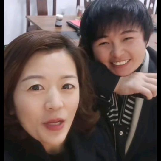 梅姐大馅鲜馄饨（崔薄皮）