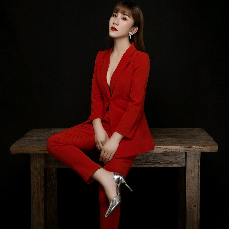 女中音 吉老师