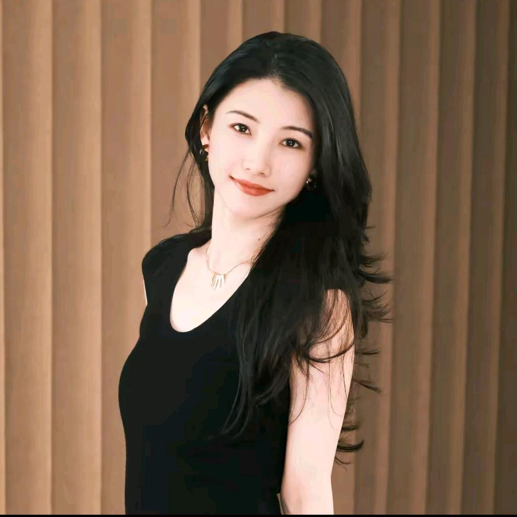 深圳南油西西高端定制女装精选