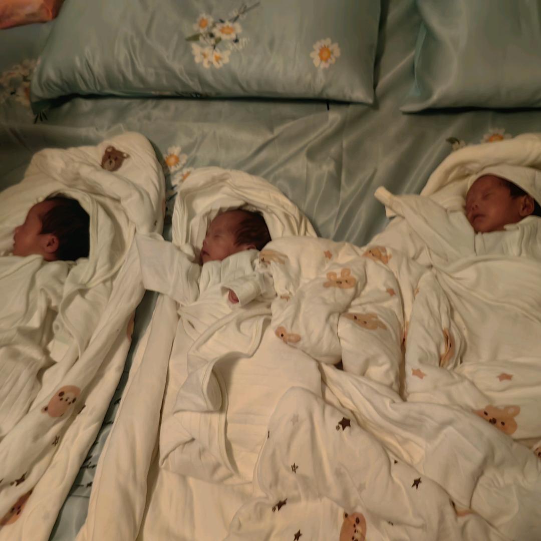 二胎三胞胎宝妈