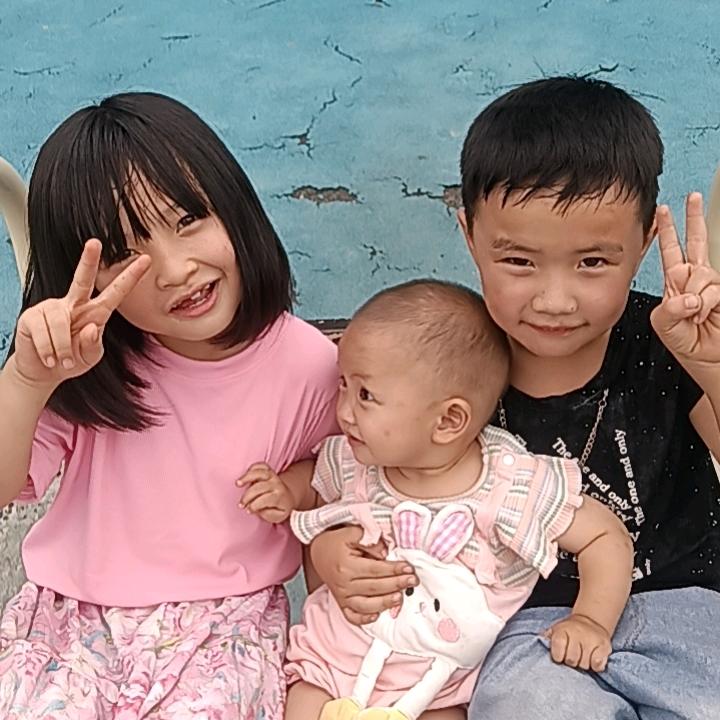 三个孩子的宝妈