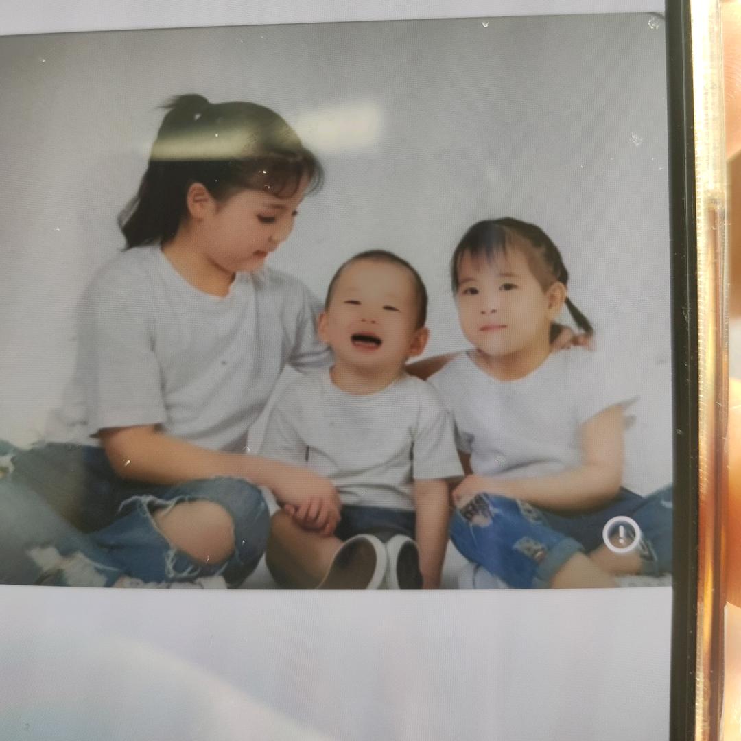 姐弟仨の限定美好