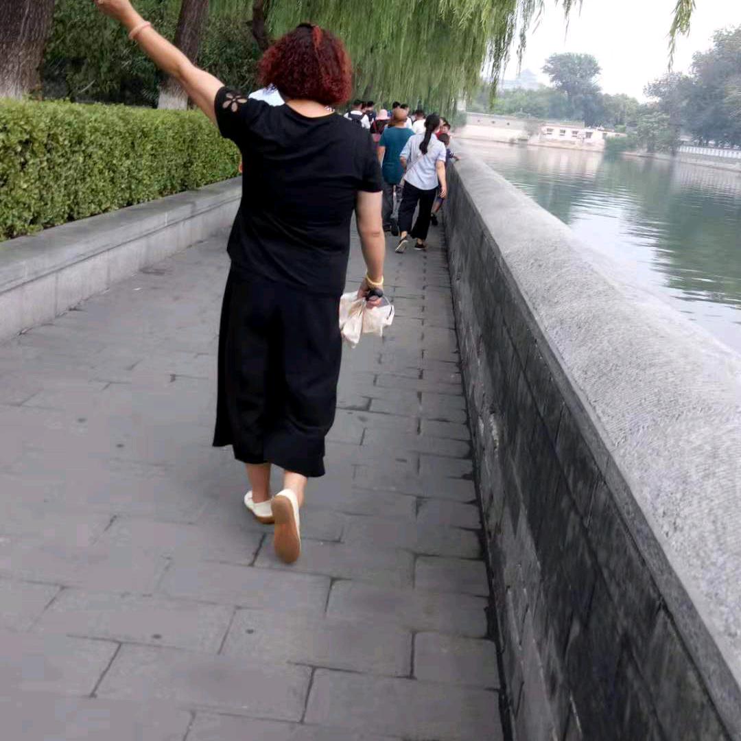 秀兰